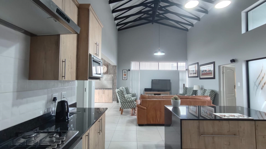 3 Bedroom Property for Sale in Hartenbos Heuwels Western Cape